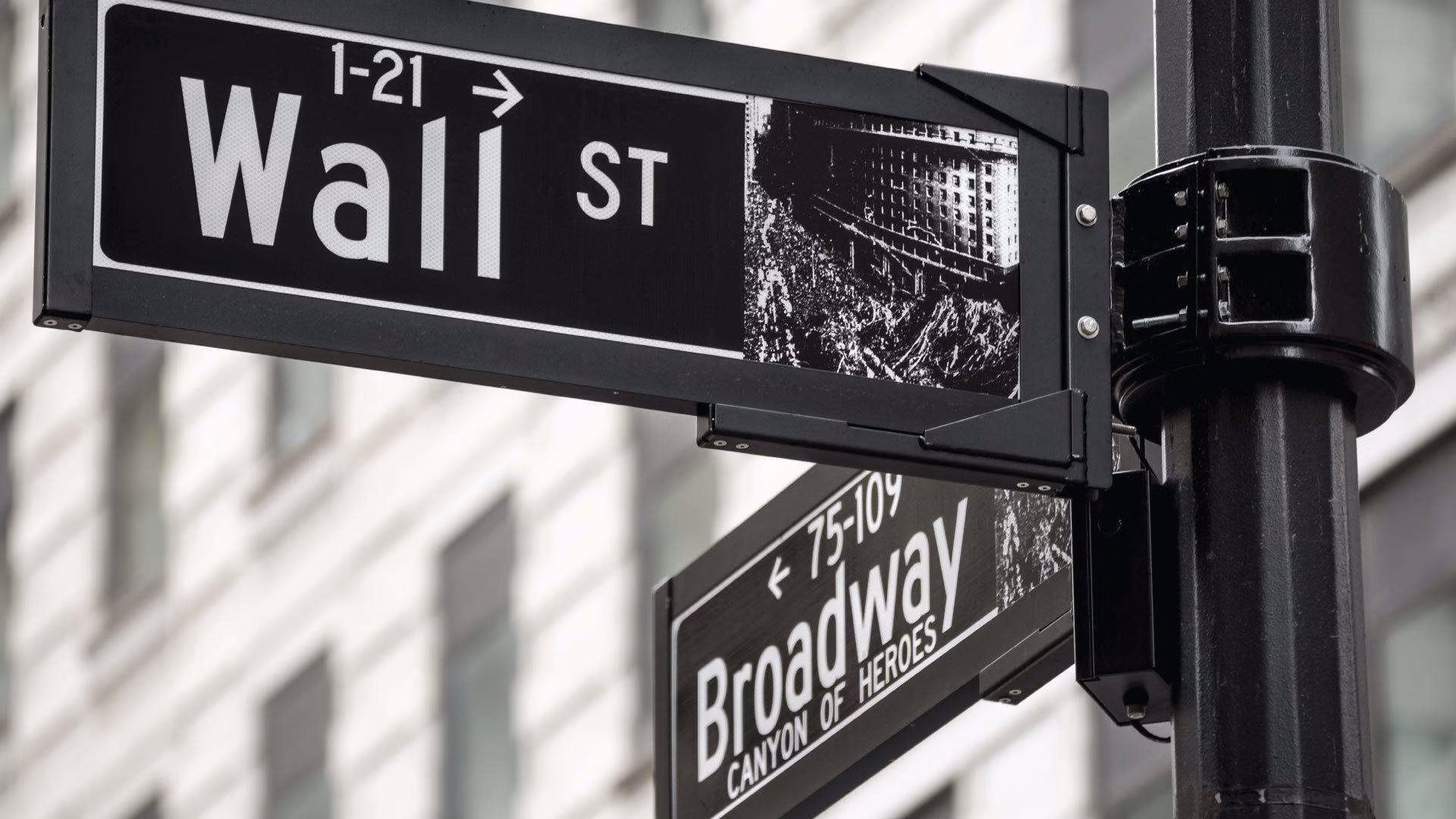 Exxon Mobil stock market news image